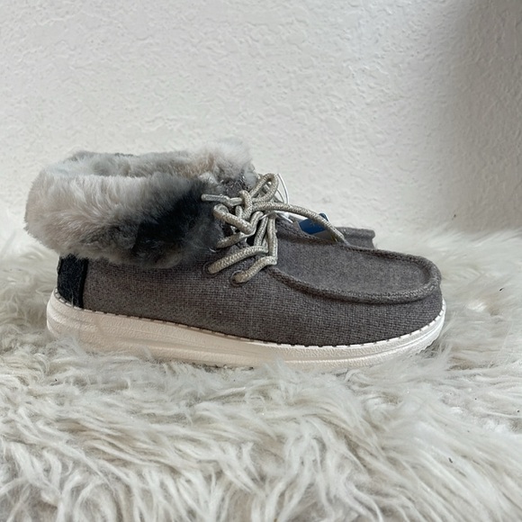 HEY DUDE Sunset Smoke Britt Lace Up Bootie Faux Fur Collar NEW Size Youth K13 - Picture 7 of 14